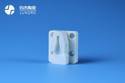 如何判斷加工后的氧化鋁陶瓷棒質量 如何判斷加工后的氧化鋁陶瓷棒質量