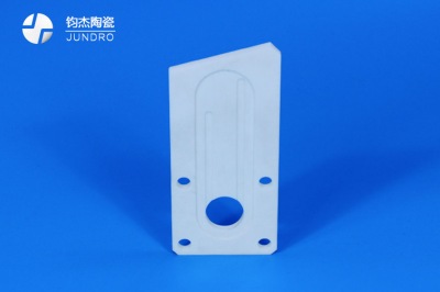 可以加工氧化鋁陶瓷吸片的工廠 可以加工氧化鋁陶瓷吸片的工廠