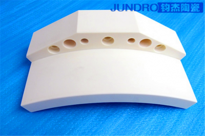 氧化鋁陶瓷制成精密結構件的優勢 氧化鋁陶瓷制成精密結構件的優勢