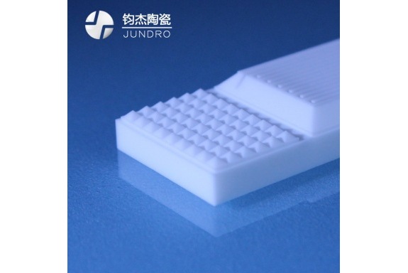 可加工陶瓷在在電子封裝行業的優勢與應用(材料:Macor)